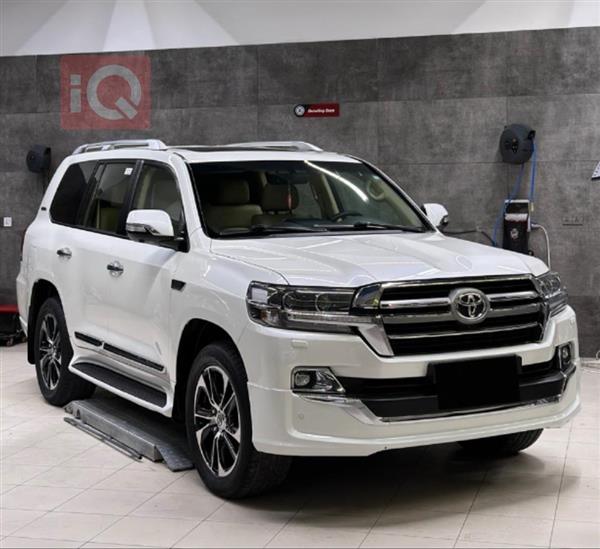 Toyota for sale in Iraq